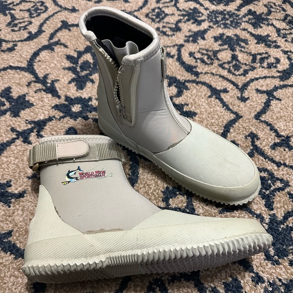 World Wide Sportsman dive boots. Men’s size 7 and women’s size 9. - Picture 3 of 3